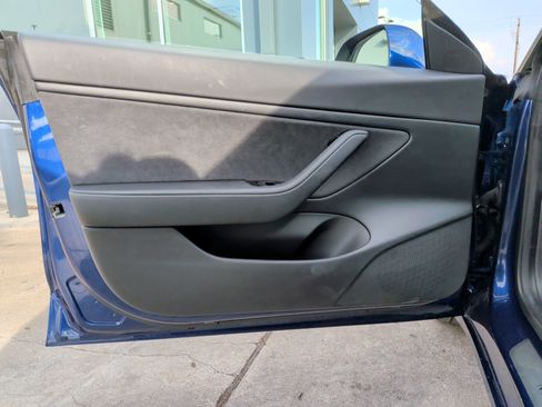 Used 2020 Tesla Model 3 Long Range AWD/4WD image 14