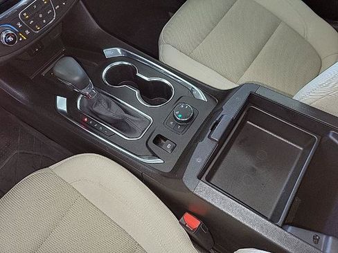 Used 2023 Chevrolet Traverse LT w/ LPO, Floor Liner Package AWD/4WD image 9