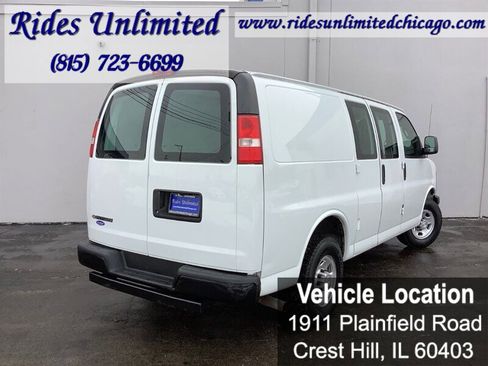 Used 2017 Chevrolet Express 2500 image 7