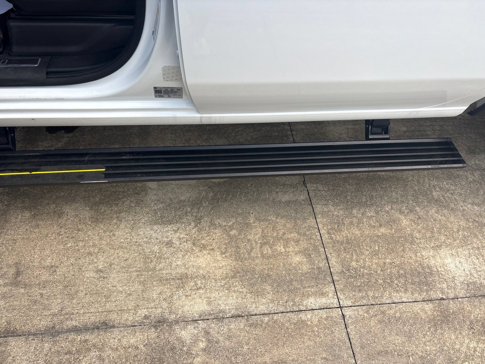 Used 2024 GMC Sierra 2500 AT4 w/ AT4 Premium Plus Package AWD/4WD image 19