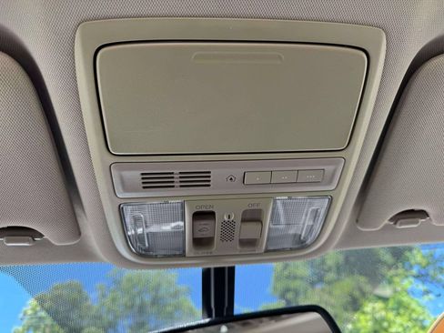 Used 2017 Honda Accord EX-L image 36