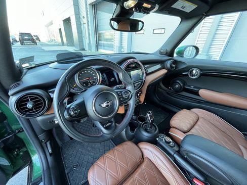 Used 2020 MINI Cooper S image 16