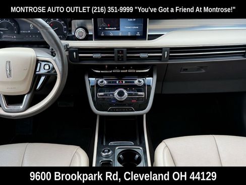 Used 2022 Lincoln Corsair AWD w/ Premium Package image 26