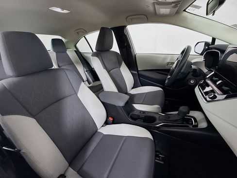 Certified 2025 Toyota Corolla LE image 23