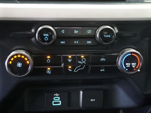 Used 2023 Ford F250 XLT image 15