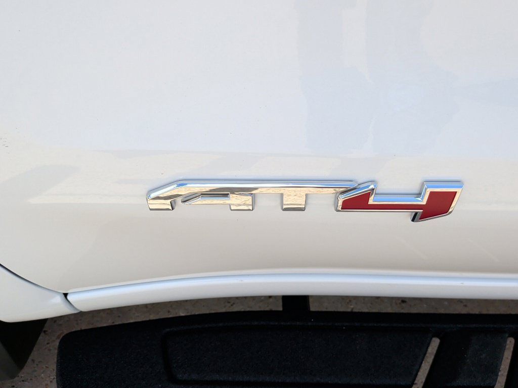 New 2026 GMC Sierra 1500 AT4 w/ AT4 Premium Package AWD/4WD image 49