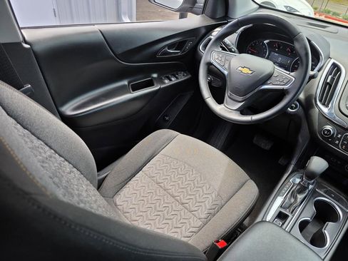 Used 2024 Chevrolet Equinox LT AWD/4WD image 26