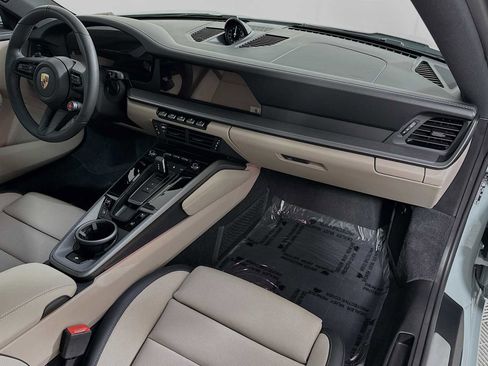 Certified 2025 Porsche 911 Carrera image 28