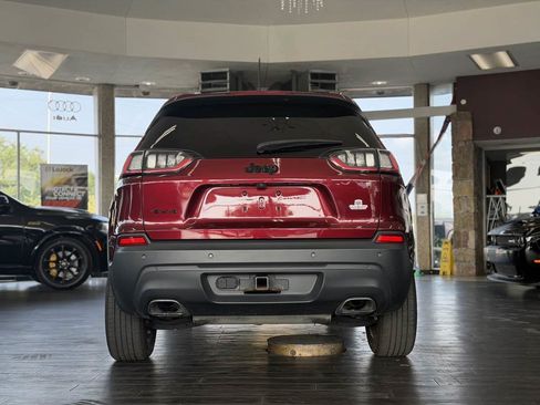 Used 2020 Jeep Cherokee Latitude Plus AWD/4WD image 9