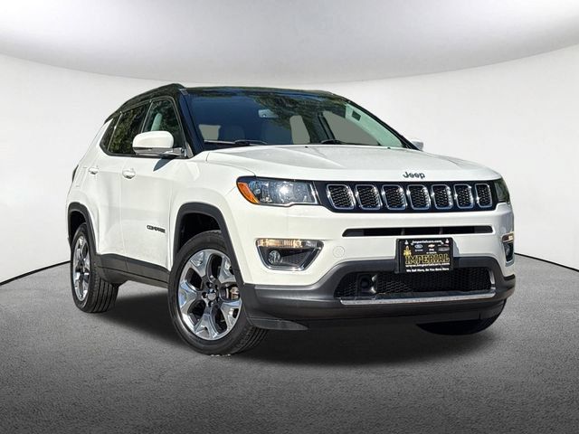 Used 2021 Jeep Compass Limited AWD/4WD image 2