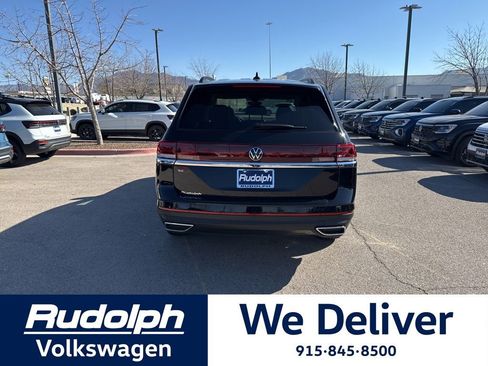 New 2026 Volkswagen Atlas SE image 4