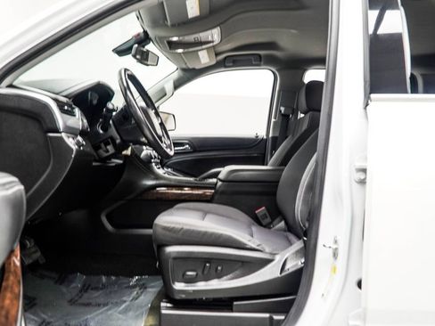 Used 2018 Chevrolet Tahoe LS RWD image 32