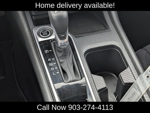 Used 2025 Nissan Sentra SV FWD image 16