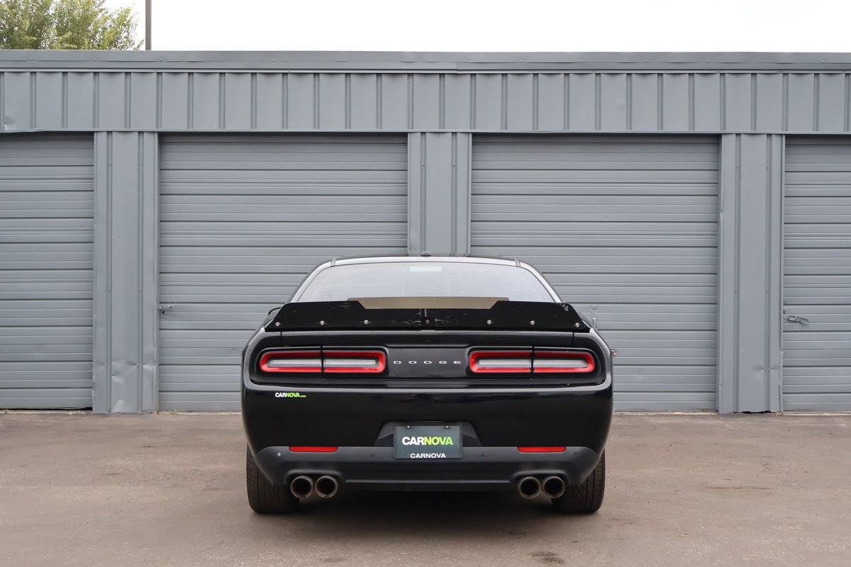 Used 2021 Dodge Challenger R/T RWD image 4