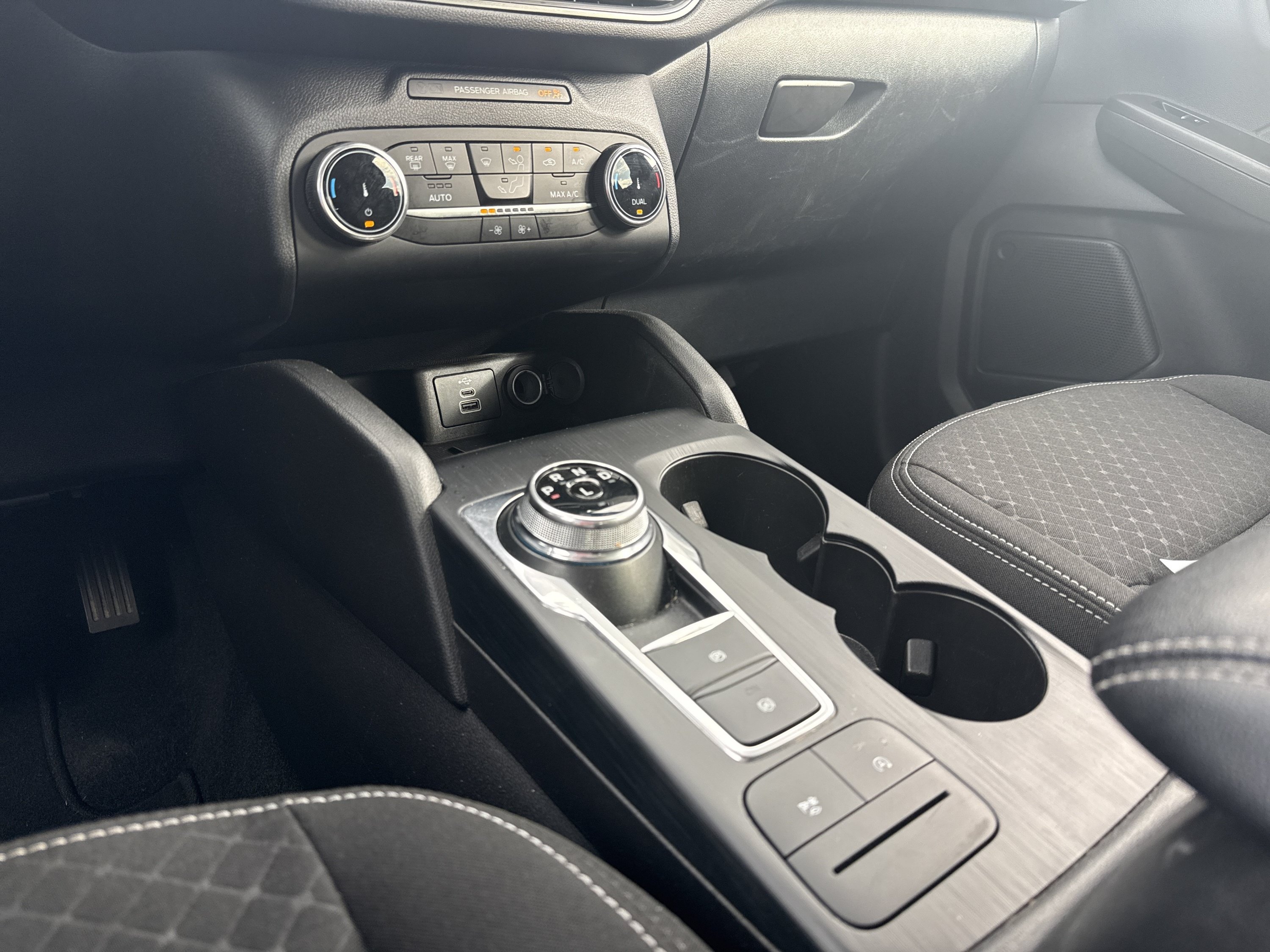 Used 2025 Chrysler Pacifica Select FWD image 17