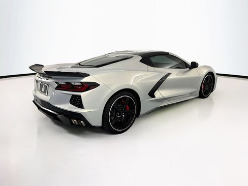 Used 2022 Chevrolet Corvette Stingray Coupe w/ 1LT RWD image 5