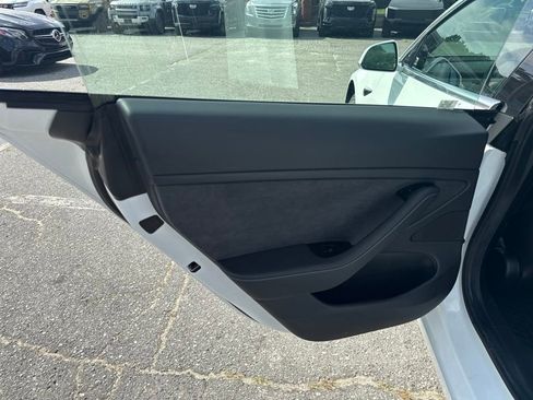 Used 2020 Tesla Model 3 Long Range AWD/4WD image 29