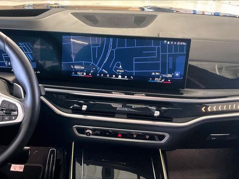 Used 2026 BMW X7 xDrive40i image 6