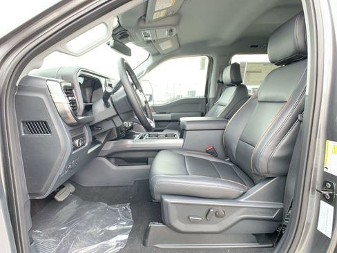 New 2026 Ford F250 Lariat w/ FX4 Off-Road Package image 24