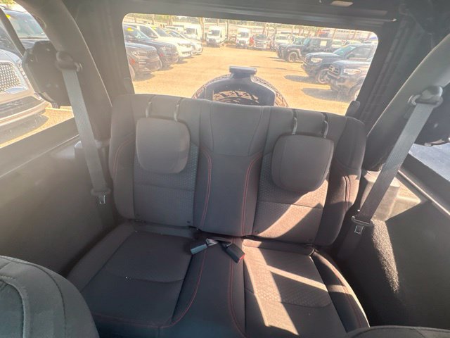 Used 2019 Jeep Wrangler Rubicon AWD/4WD image 36