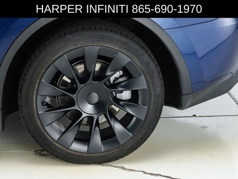 Used 2023 Tesla Model Y Long Range AWD/4WD image 45