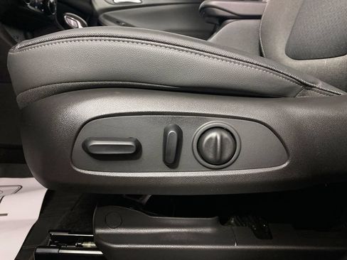 Used 2024 Buick Encore GX Preferred w/ Comfort Package FWD image 12