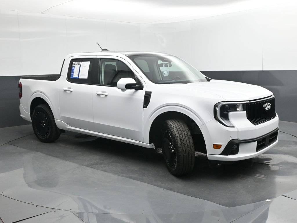 Certified 2025 Ford Maverick Lobo AWD/4WD image 37