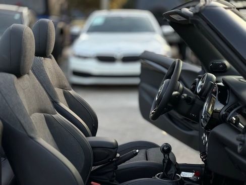 Used 2016 MINI Cooper S image 12