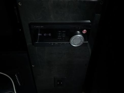 Used 2021 Mercedes-Benz Sprinter 2500 image 50