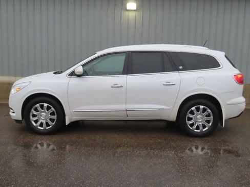 Used 2017 Buick Enclave Leather image 8