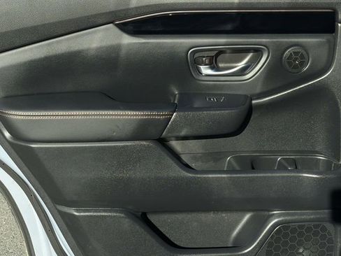 Used 2025 Honda Pilot TrailSport image 21