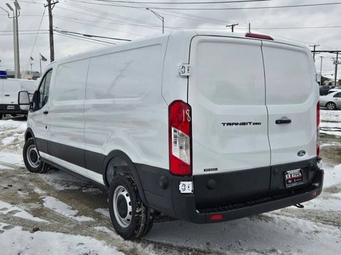 New 2026 Ford Transit 250 Low Roof RWD image 11