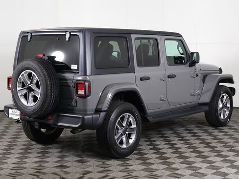Used 2021 Jeep Wrangler Unlimited Sahara w/ Uconnect 4C Nav & Sound Group image 7