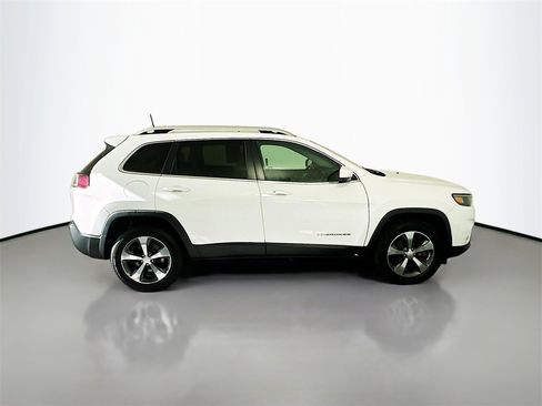Used 2020 Jeep Cherokee Limited image 8