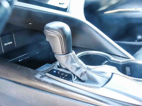 Used 2021 Toyota Camry SE FWD image 24