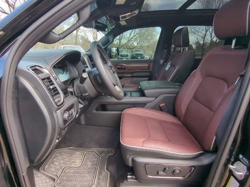 Used 2026 RAM 1500 Limited AWD/4WD image 18