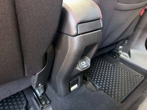 Used 2021 Jeep Renegade Trailhawk w/ Sun & Sound Group AWD/4WD image 17
