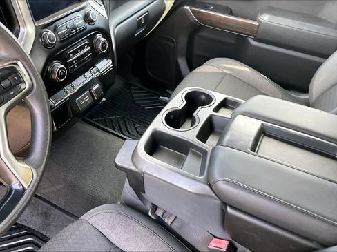 Used 2020 Chevrolet Silverado 1500 LT RWD image 14