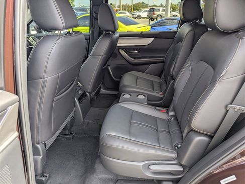 Used 2024 MAZDA CX-90 Plug-In Hybrid w/ Premium Pkg image 12