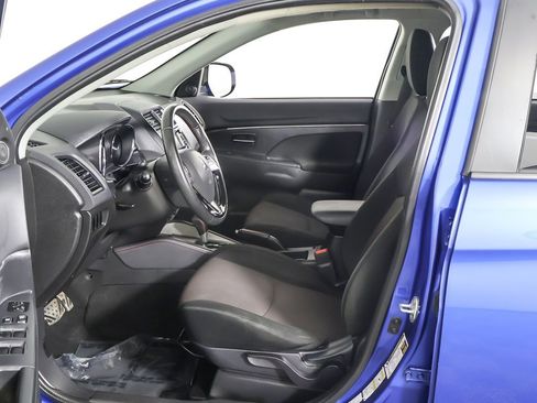 Used 2018 Mitsubishi Outlander Sport LE image 21