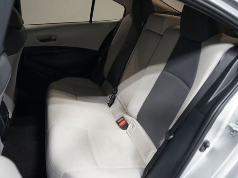 Used 2022 Toyota Corolla LE image 25