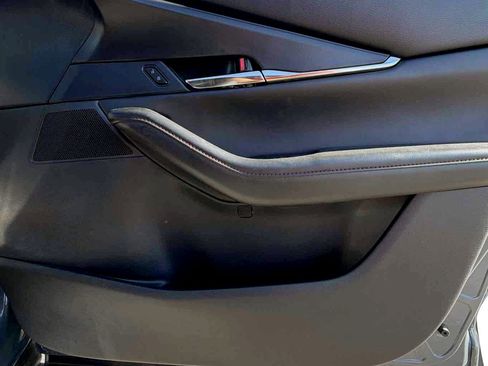 Used 2024 MAZDA CX-30 AWD 2.5 S w/ Preferred Package image 21