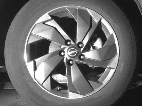 Used 2025 Nissan Rogue SV AWD/4WD image 13