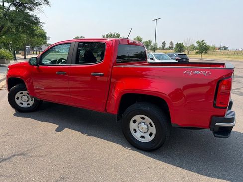 Used 2017 Chevrolet Colorado W/T w/ WT Convenience Package AWD/4WD image 2