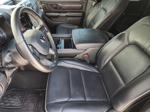 Used 2024 RAM 1500 Limited AWD/4WD image 16