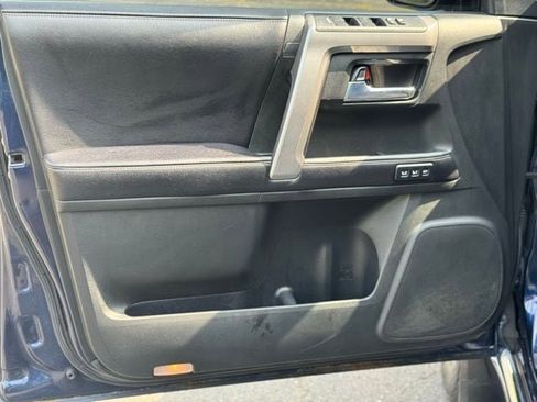 Used 2017 Toyota 4Runner Limited image 10