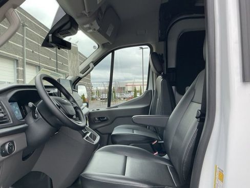 New 2026 Ford Transit 250 148 Medium Roof image 15