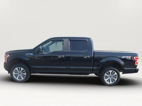Used 2018 Ford F150 XL w/ Equipment Group 101A Mid AWD/4WD image 3