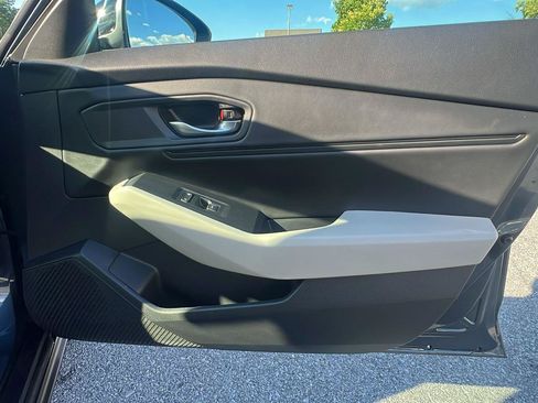 Used 2025 Honda Accord SE image 12