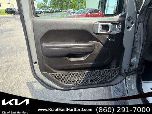 Used 2022 Jeep Wrangler Unlimited Sport AWD/4WD image 26